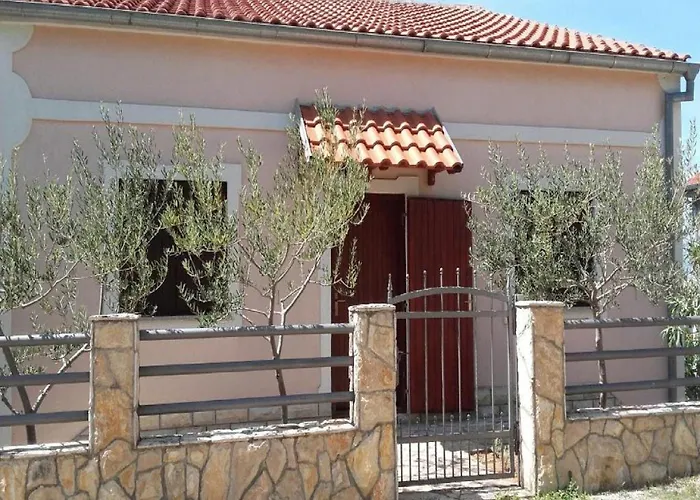 Smilje I Maslina - One Bedroom With Terrace 1 *