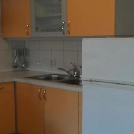 Smilje I Maslina - One Bedroom With Terrace 1 ゴルニ・カリン