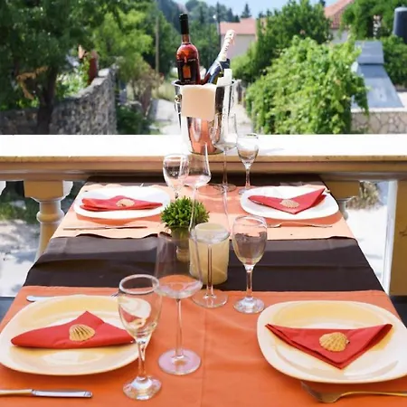 Smilje I Maslina - One Bedroom With Terrace 1 Gornji Karin