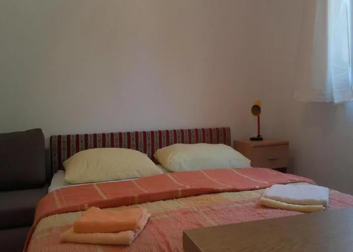 Апартаменты Smilje I Maslina - One Bedroom With Terrace 1 *